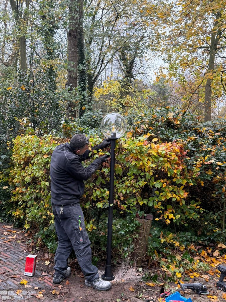 B07F92AD-1D7F-4658-8ED8-8EC6D9B2CD82